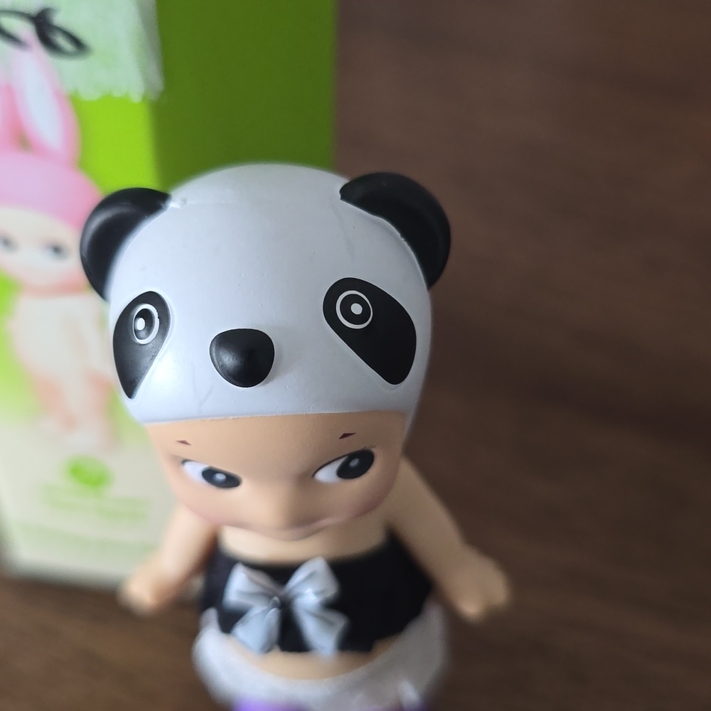 Authentic Sonny Angel V1 Panda - Picture 2 of 7